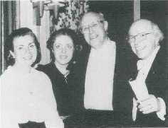 Mstislav Rostropovitch et la famille Kuentz : Paul Kuentz, Monique Frasca-Colombier et Sophie Kuentz